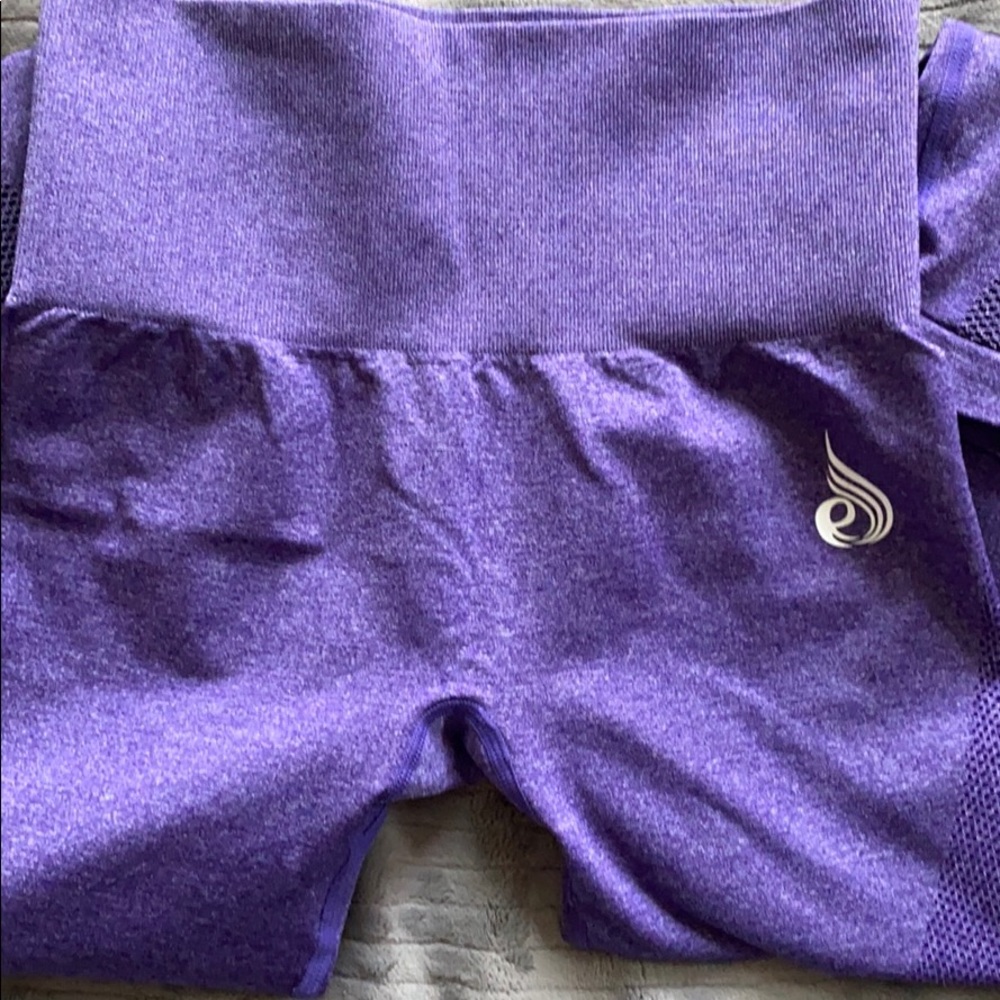Ryderwear purple leggings